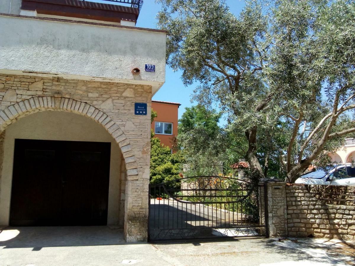 Apartments Dora Medulin Exterior photo